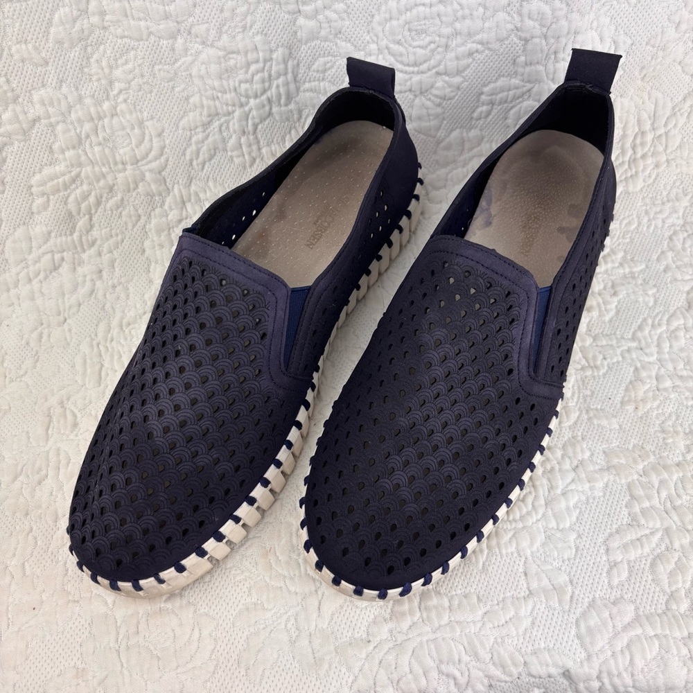 Mens Ilse Jacobsen Tulip Flats Slip On Microfiber Cut Outs Navy EU43/US 9-9.5 - Picture 3 of 9